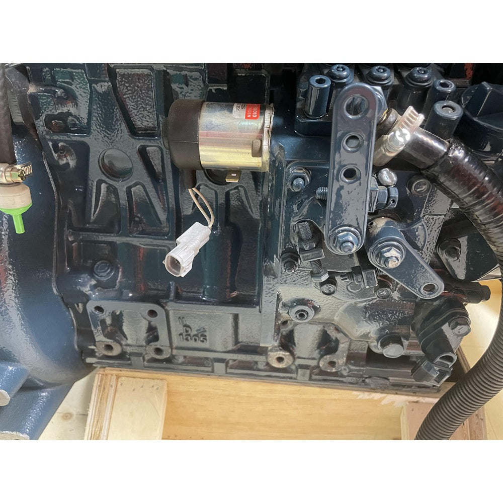 D1305 Complete Diesel Engine Assy 1LL0563 2600RPM 18.2KW For Kubota