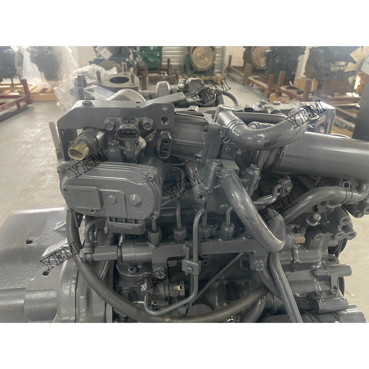 V3307 V3307-T-CR Complete Diesel Engine Assy  2400RPM 48.8KW For Kubota